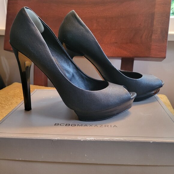 BCBGMaxAzria Black Platform Peep Toe Heels Size 8.5 - Picture 1 of 6